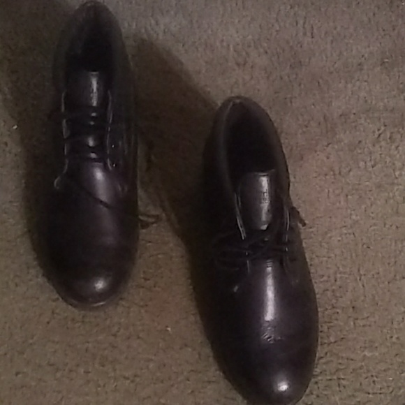 Boots - Picture 2 of 3